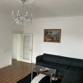 In Səbail rayonu 70.0 m² apartment is for rent - Image 3