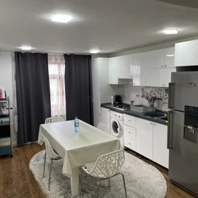 In Səbail rayonu 70.0 m² apartment is for rent - Image 4