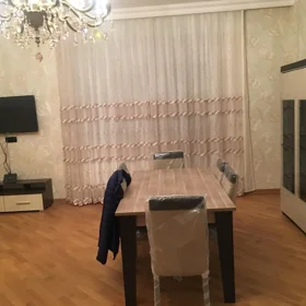 In Baku 110.0 m² apartment is for rent - Image 3