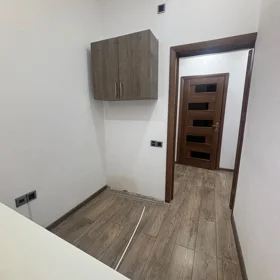 In Baku 80.0 m² commercial is for rent - Image 2