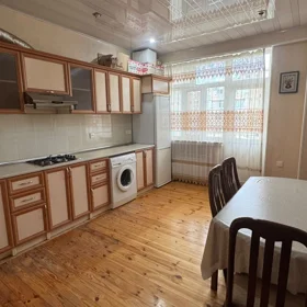 In Baku 114.0 m² apartment is for rent - Image 2