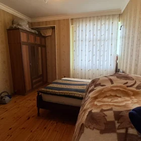 In Baku 114.0 m² apartment is for rent - Image 9