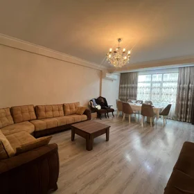 In Baku 101.0 m² apartment is for sale - Image 2