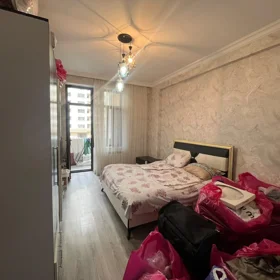 In Baku 101.0 m² apartment is for sale - Image 5