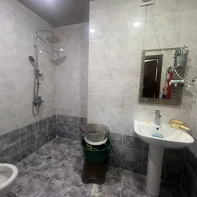 In Baku 101.0 m² apartment is for sale - Image 9