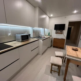 In Baku 82.0 m² apartment is for rent - Image 8