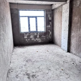 In Baku 234.0 m² apartment is for sale - Image 2