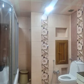 In Baku 65.0 m² apartment is for rent - Image 2