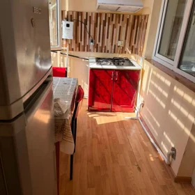In Baku 60.0 m² apartment is for rent - Image 4