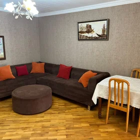 In Baku 80.0 m² apartment is for rent - Image 3