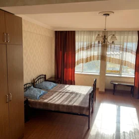 In Baku 80.0 m² apartment is for rent - Image 4