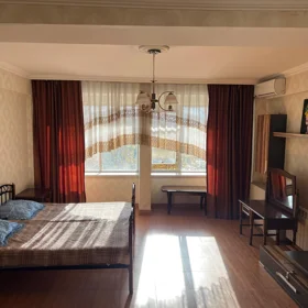 In Baku 80.0 m² apartment is for rent - Image 7
