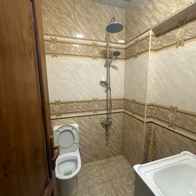 In Khirdalan 75.0 m² apartment is for rent - Image 10