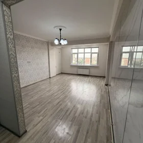 In Baku 75.0 m² apartment is for rent - Image 3