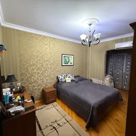 In Baku 80.0 m² apartment is for sale - Image 8