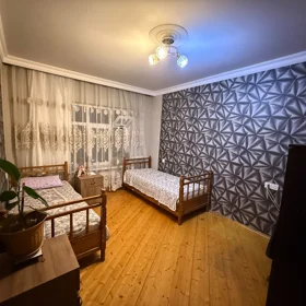 In Baku 80.0 m² apartment is for sale - Image 9