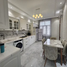 In Baku 95.0 m² apartment is for rent - Image 8