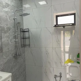 In nan 100.0 m² house with 3.0 rooms is for sale - Image 2