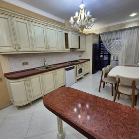 In Baku 114.0 m² apartment is for rent - Image 10