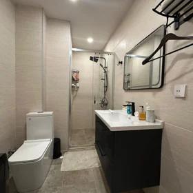 In Baku 135.0 m² apartment is for rent - Image 9
