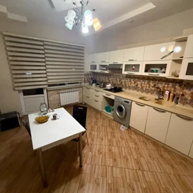 In Baku 135.0 m² apartment is for rent - Image 6