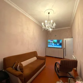 In Baku 110.0 m² apartment is for sale - Image 3