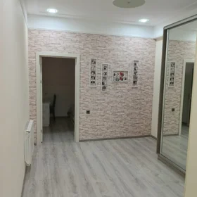 In Baku 77.0 m² apartment is for sale - Image 9