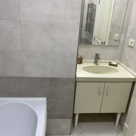 In Baku 146.0 m² apartment is for rent - Image 10