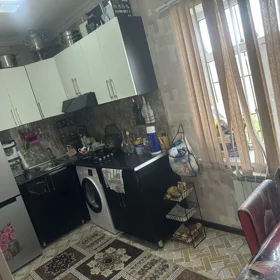 In Baku 62.0 m² house with 3.0 rooms is for sale - Image 5