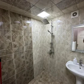In Baku 110.0 m² apartment is for sale - Image 2