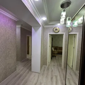 In Baku 110.0 m² apartment is for sale - Image 10