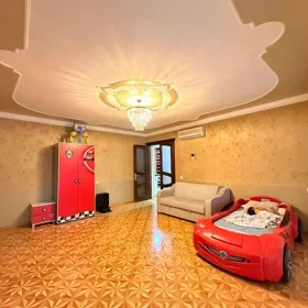 In Baku 121.0 m² apartment is for sale - Image 2