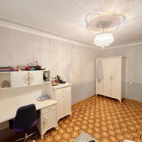 In Baku 121.0 m² apartment is for sale - Image 8
