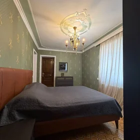 In Baku 121.0 m² apartment is for sale - Image 10