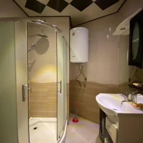 In Baku 61.0 m² apartment is for sale - Image 2