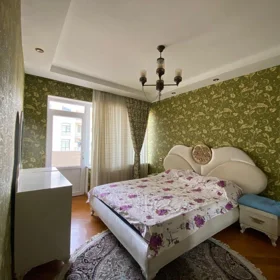 In Baku 61.0 m² apartment is for sale - Image 3
