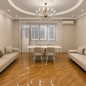 In Baku 91.0 m² apartment is for rent - Image 4