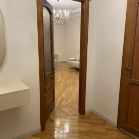 In Baku 91.0 m² apartment is for rent - Image 7