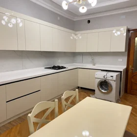 In Baku 91.0 m² apartment is for rent - Image 10