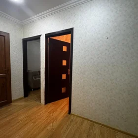 In Baku 67.0 m² apartment is for sale - Image 10