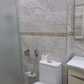 In Baku 65.0 m² apartment is for rent - Image 9