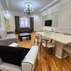 In Baku 112.0 m² apartment is for rent - Image 6