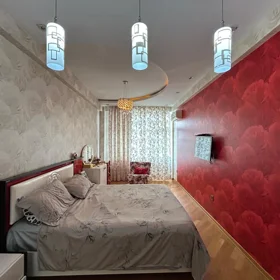 In Baku 202.0 m² apartment is for sale - Image 9
