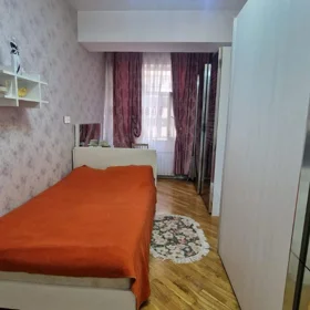 In Baku 70.0 m² apartment is for sale - Image 2