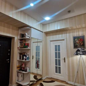 In Baku 70.0 m² apartment is for sale - Image 10