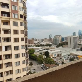 In Baku 130.0 m² apartment is for sale - Image 8