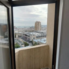 In Baku 130.0 m² apartment is for sale - Image 10