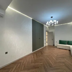 In Baku 68.0 m² apartment is for sale - Image 9