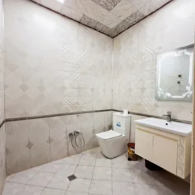 In Baku 110.0 m² apartment is for rent - Image 2