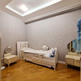 In Baku 110.0 m² apartment is for rent - Image 6